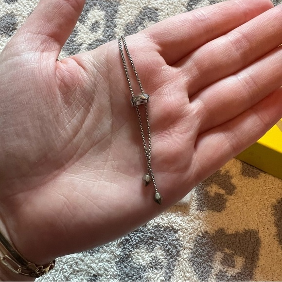 Women’s Kendra Scott silver and white Dylan adjustable pendant necklace - Picture 4 of 4